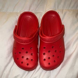 pink crocs size W5